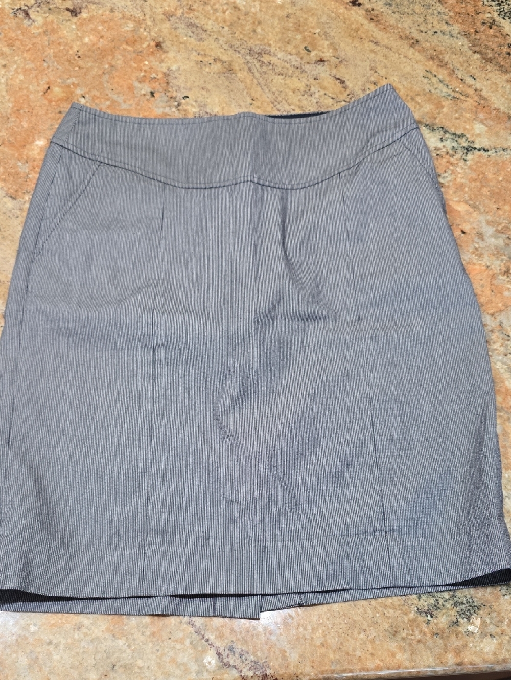 Classic Banana Republic Pinstripe Pencil Skirt - Women